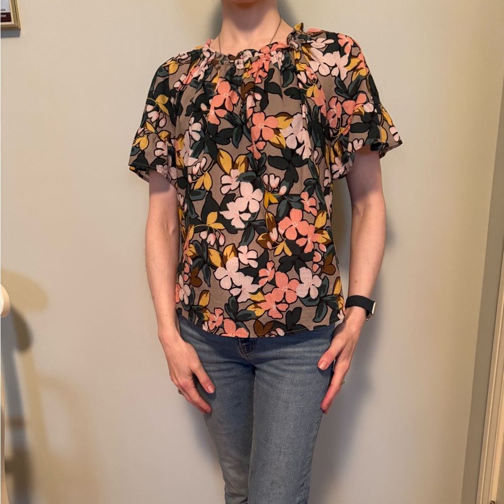 Velvet Leslie Floral Blouse with Short Sleeves (US S)